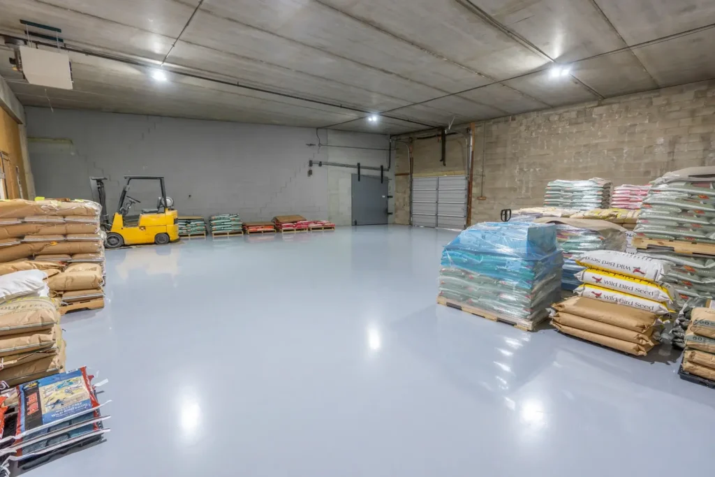 Warehouse & Industries