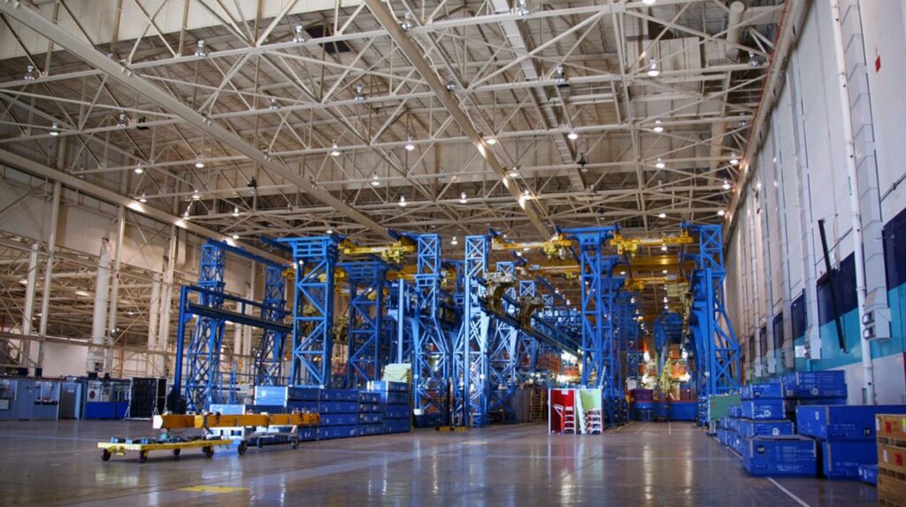 Warehouse & Industries